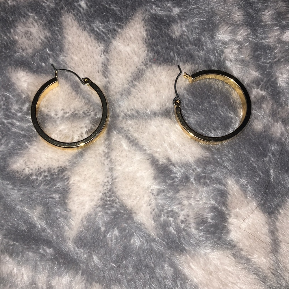 small thick gold hoops